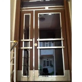 Apartman Giriş Kapısı